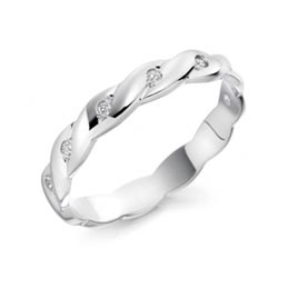 Diamond engagement ring for gay and lesbian weddings